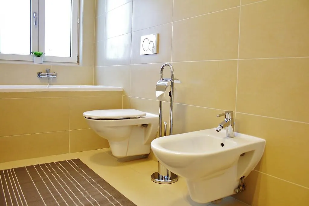 Exquisite Apartment Augarten Vienna